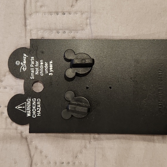 Pirates of the Caribbean Pin - Picture 4 of 5